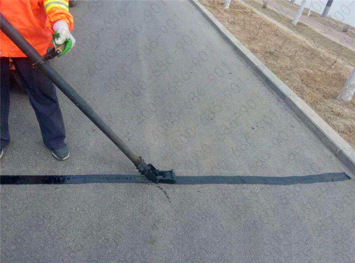 沥青路面灌缝胶价格是不是真的决定沥青路面灌缝胶品质